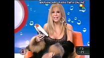Video of Graciela Alfano showing the shell behind the pantyhose in famous intruders