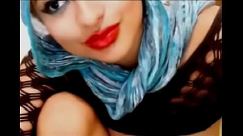 Arab slut plays with dildo on cam - Watch live at EliteArabCams.com