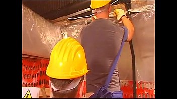 Horny construction workers take cock break