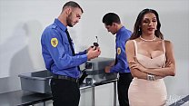 Brunette (Jessy Dubai) Gets Her Ass Pounded By Security Cliff - Transangels