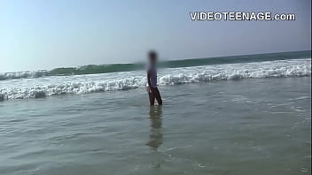 lovely teen girls nude at beach