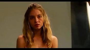 Sydney Sweeney Cunnilingus (Looped without music)