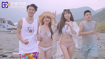 TMW091 4-person beach camping gun brigade, continuous orgasm in the field riding [domestic] Tianmei Media domestically produced original AV with Chinese subtitles